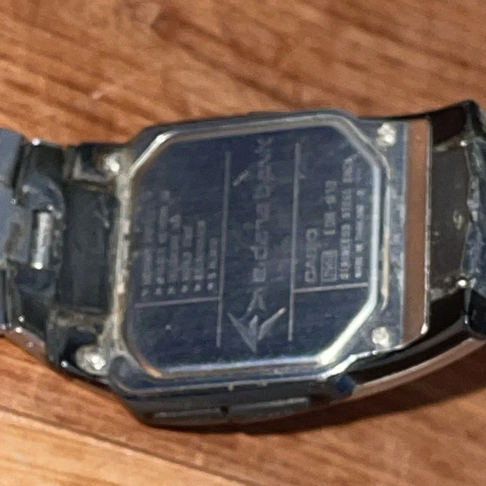 CASIO EDB-610 E-DATA BANK DATA MEMORY MOD 2550 Used Movement work Good 4 PARTS*